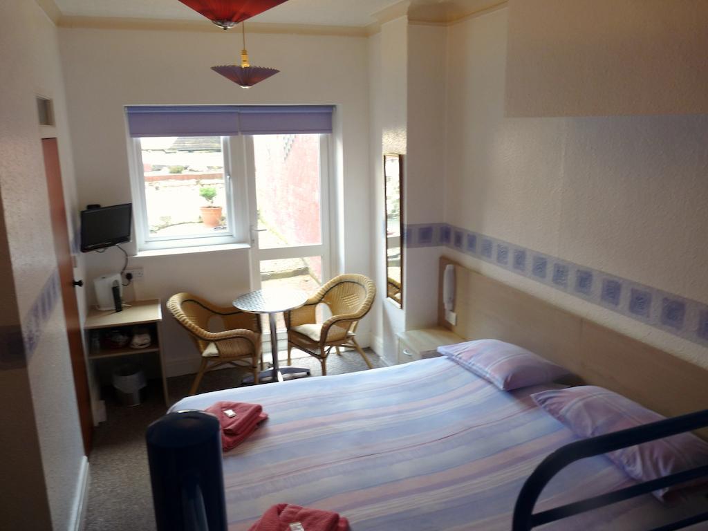 Moorings Hotel Blackpool Bilik gambar